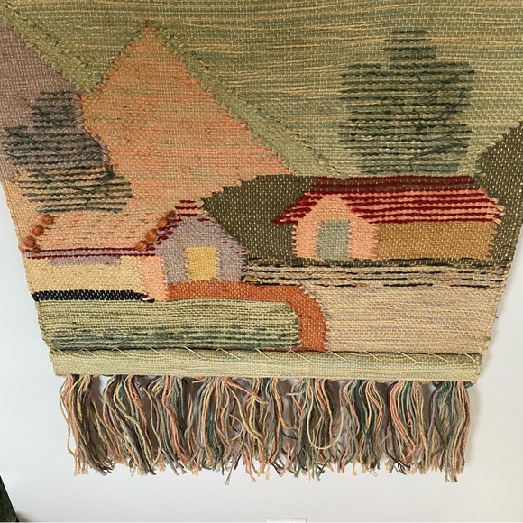 Vintage Handmade Rustic Boho Charming Village Scene Tapestry with Fringe - Picture 13 of 15